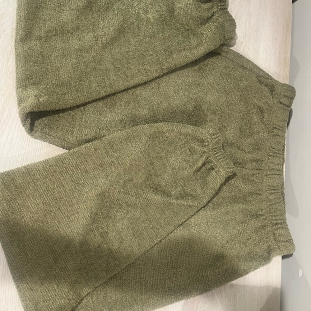 Out From Under size small